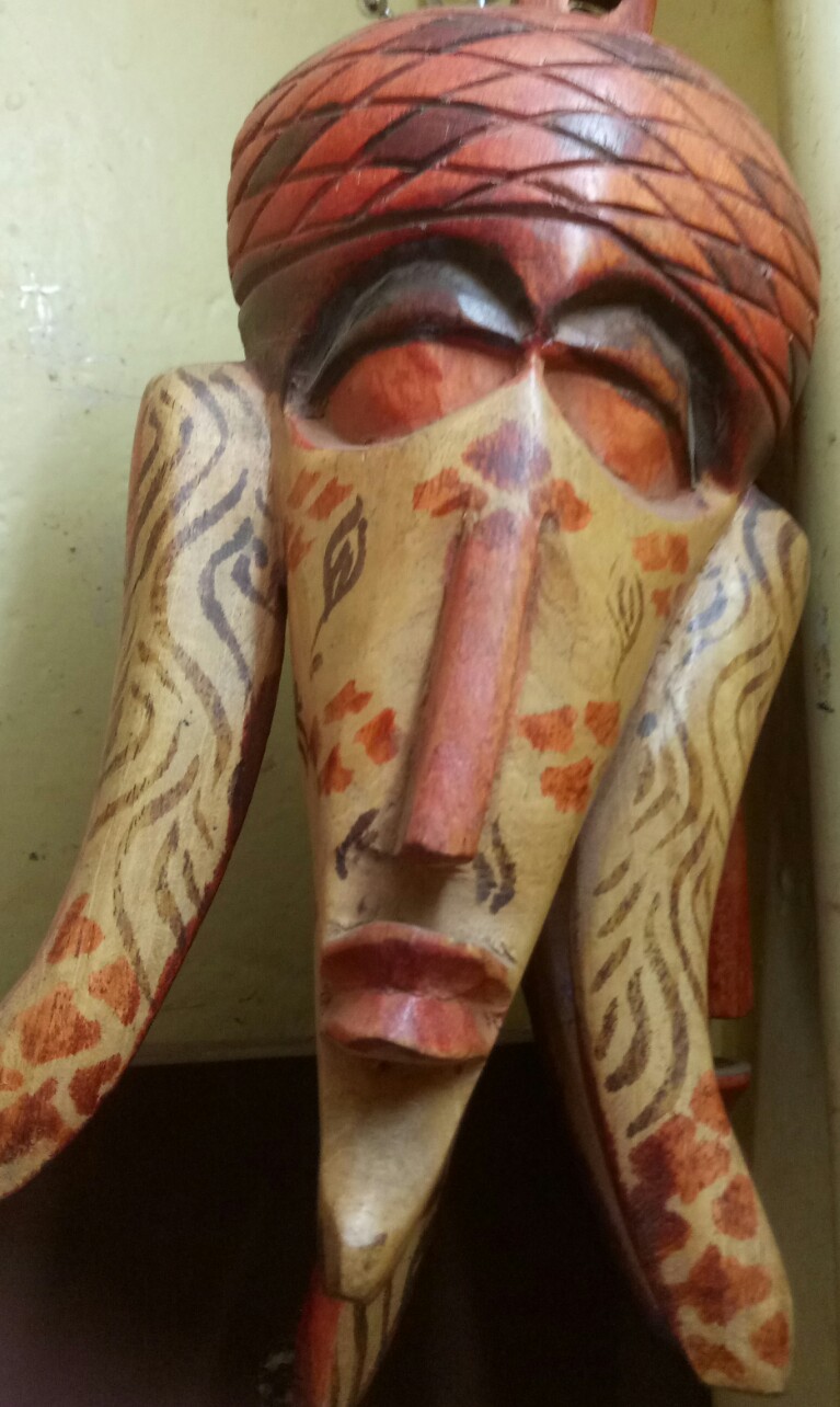 wooden masks from tanzania
