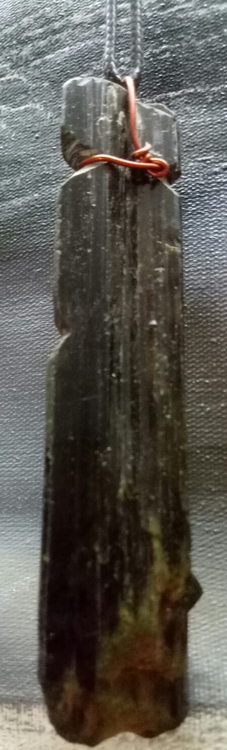 clinozoisite pendants tanzania