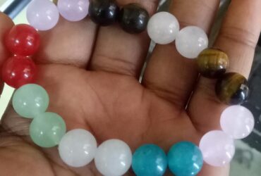 white quartz,pink quartz,green aventurine and tiger eye bracelet